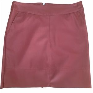 Only skirt in burgundy